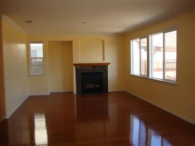 341 W Shasta Ave, Ripon, CA 95366 photo 4