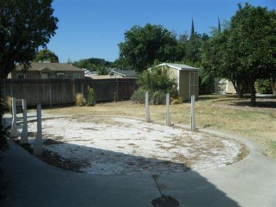 1207 Picardy Dr, Modesto, CA 95351 photo 2