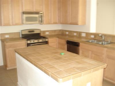325 Durer Dr, Patterson, CA 95363 photo 4