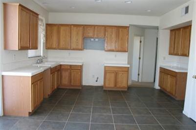 643 Skimmer Dr, Patterson, CA 95363 photo 2
