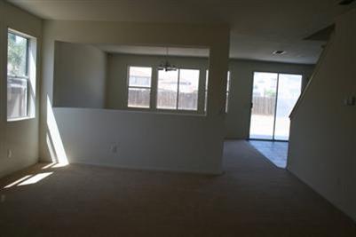 643 Skimmer Dr, Patterson, CA 95363 photo 4