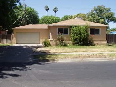 2061 Mount Vernon Dr, Modesto, CA 95350 photo 1