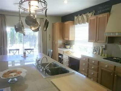 628 Bob Way, Ripon, CA 95366 photo 5
