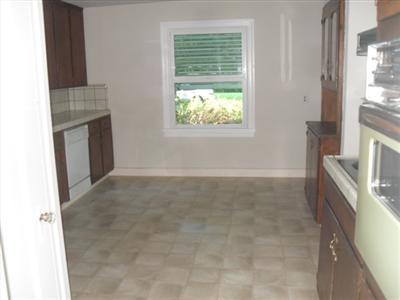 815 Burke Ave, Modesto, CA 95350 photo 3