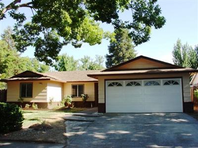 1105 Ferrari Dr, Modesto, CA 95356 photo 1