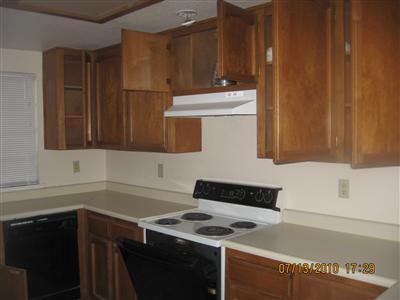 1105 Raymond Dr, Modesto, CA 95351 photo 4