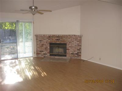 1105 Raymond Dr, Modesto, CA 95351 photo 2
