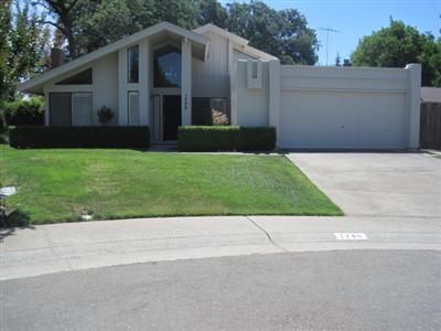 1740 Park Place Dr, Carmichael, CA 95608 photo 1