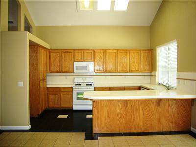 4563 Visions Dr, Turlock, CA 95382 photo 4