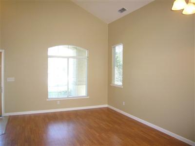 4563 Visions Dr, Turlock, CA 95382 photo 2