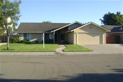 3920 Cape Cod Dr, Stockton, CA 95209 photo 2