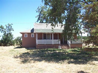 112 Holly, Patterson, CA 95363 photo 1