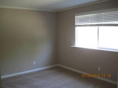 233 Donner Dr, Lodi, CA 95240 photo 8