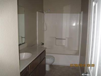 233 Donner Dr, Lodi, CA 95240 photo 10