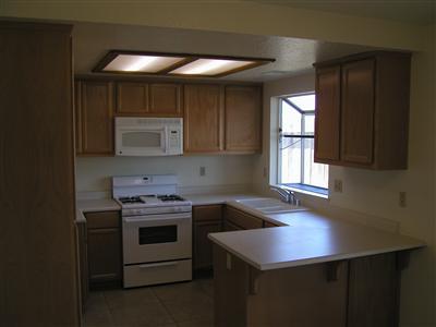 1524 Prospect Ln, Modesto, CA 95355 photo 3