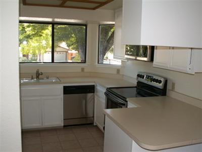 5380 4th St, Rocklin, CA 95677 photo 2