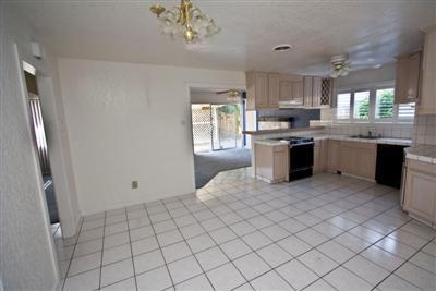 2028 Durango Ln, Modesto, CA 95355 photo 4