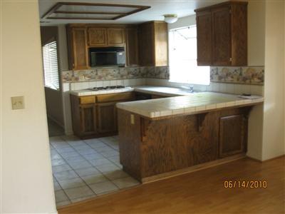 720 Milbank Dr, Modesto, CA 95357 photo 2