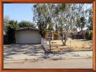 1404 Aurora St, Modesto, CA 95351 photo 1