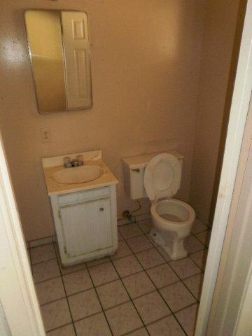 1404 Aurora St, Modesto, CA 95351 photo 6