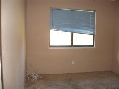 909 Panama Dr, Modesto, CA 95351 photo 4