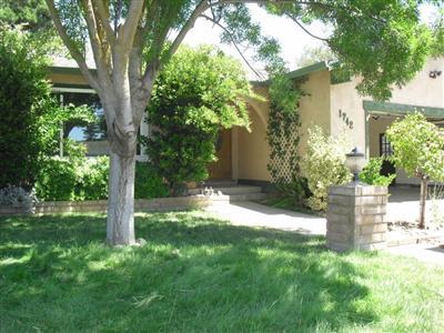 1742 Irwin Ave, Escalon, CA 95320 photo 1