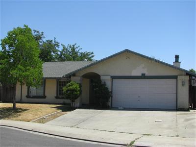 1432 Vlach Way, Modesto, CA 95351 photo 1