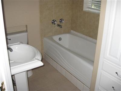 1736 Wright St, Sacramento, CA 95825 photo 4