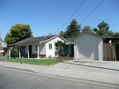 319 E Coolidge Ave, Modesto, CA 95350 photo 1