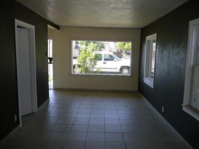 319 E Coolidge Ave, Modesto, CA 95350 photo 2