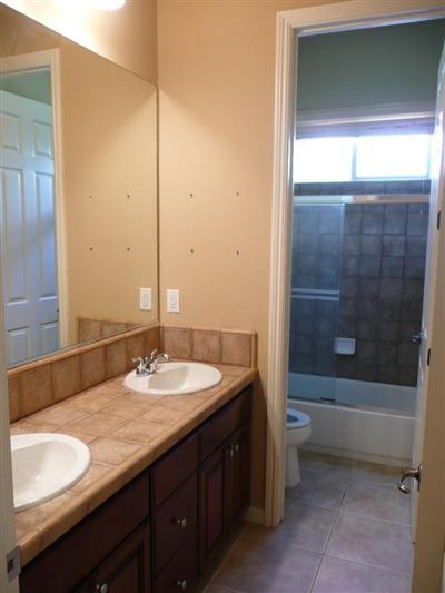 475 W Santos Ave, Ripon, CA 95366 photo 11