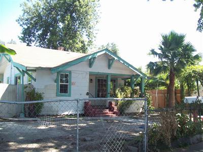 214 Walnut St, Modesto, CA 95351 photo 1