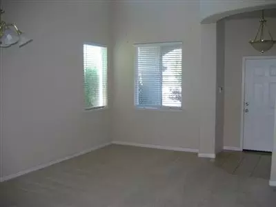 972 Monarch Ct, Manteca, CA 95337 photo 2