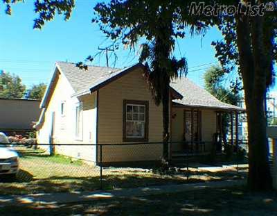 902 Mono Dr, Modesto, CA 95354 photo 1