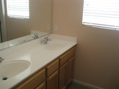 5845 Blue Beech Ct, Antelope, CA 95843 photo 9