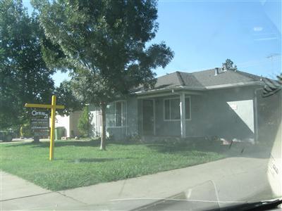 601 Cardinal St, Lodi, CA 95240 photo 2