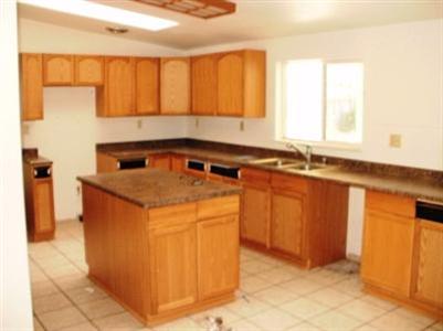 929 Marin St, Manteca, CA 95336 photo 2