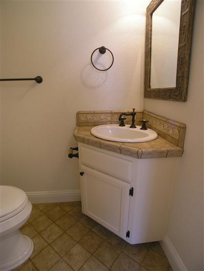 602 Angela St, Davis, CA 95618 photo 9
