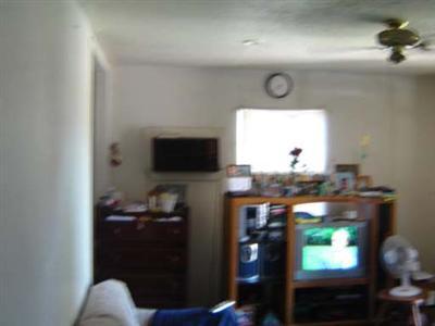 7066 Crawford St, Winton, CA 95388 photo 4