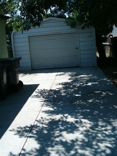 444 Valley Ave, Lodi, CA 95240 photo 3