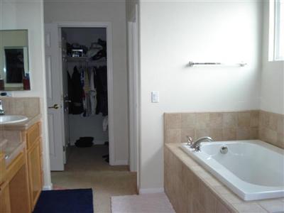 1279 Cherry Blossom Ln, Tracy, CA 95377 photo 9