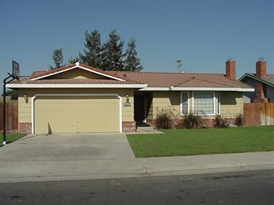 8067 Winfield Dr, Hilmar, CA 95324 photo 1
