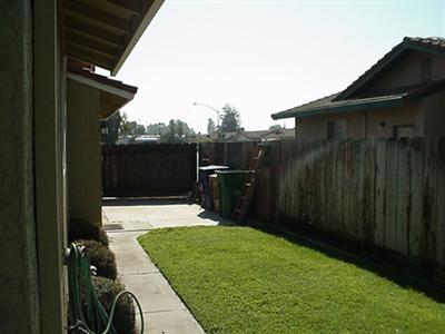 8067 Winfield Dr, Hilmar, CA 95324 photo 9