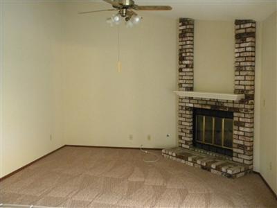 1102 Wickel St, Turlock, CA 95382 photo 3