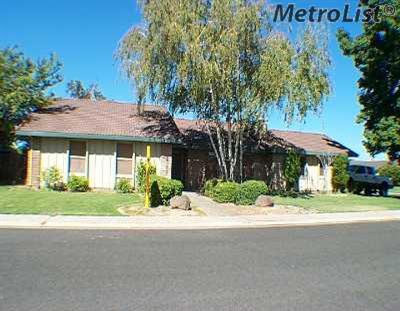 1101 Chardonnay Way, Modesto, CA 95351 photo 1