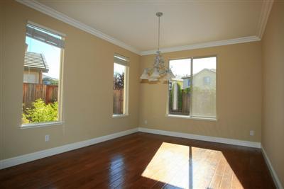 1016 Smith Way, Folsom, CA 95630 photo 3