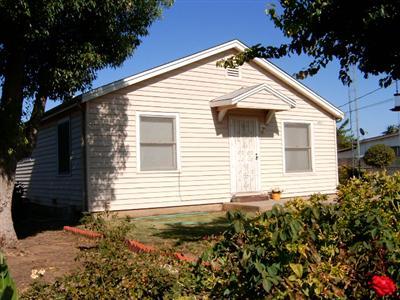 101 Weber Ave, Patterson, CA 95363 photo 1