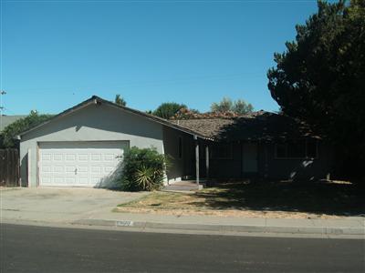 1327 Verde Dr, Gustine, CA 95322 photo 1