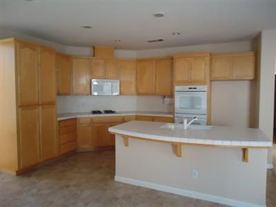 683 Zurich Dr, Manteca, CA 95337 photo 3