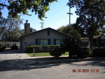 312 Center St, Modesto, CA 95351 photo 3